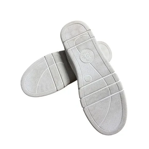 Yokohama White Leather Eyelet Sneakers Quiet Luxury Romantic EU 40 - Picture 4 of 6